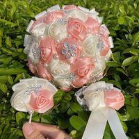 Wholesale Decorative Flowers Wreaths Nude Pink Brooch Wedding Bouquets For Bride Bridesmaid Rhinestone Ribbon Rose Handmade Props