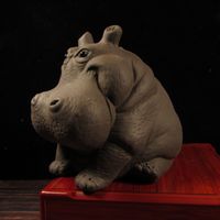 Wholesale hand carved Yixing zisha purple sand clay pottery hippo hippopotamus figurine fengshui home decor