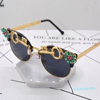 Wholesale Crystal Rhinestone Baroque Sun glasses Women Brand Designer Summer Luxury Ladies Sunglasses for Summer Feminino