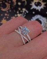 Wholesale Wedding Rings Huitan Fancy Cross Twine Ring With Square Cubic Zirconia Stone Elegant Finger Band For Women Anniversary Surprise Gift