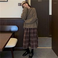 Wholesale Autumn Winter Two Piece Outfits For Women Hong Kong Style Suit Retro Forest Sweater Plaid Bust Skirt Casual Clothes Women s Tracksuits