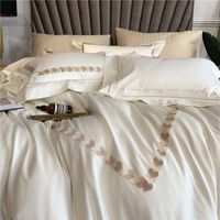 Wholesale Bedding Sets Champagne Gold Light Luxury Egyptian Cotton Small Fragrance Exquisite Embroidery Suit Satin Long staple Bed