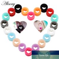 Wholesale 2PCS Silicone Ear Plugs and Tunnels Heart Shape Flexible Ear Plugs Ear Expanders Tunnel Earrings Gauges Body Jewlery Piercings Factory price expert design Quality