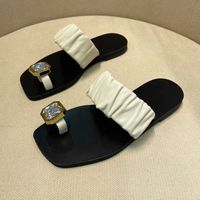 Wholesale Summer versatile sandals in the new fairy wind leather soft soled feet generous diamond burst flat women s shoes