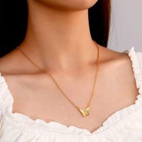 Wholesale Chains Butterfly Necklace Women Hollow Out Necklaces Man Rhinestone Design High Quality Pendant Gold Color Trendy Alloy Kpop Collares