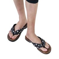 Wholesale Japanese Men s Wooden Clogs Black Lacquer Cos Slippers Painted Feet Clipped Herringbone Sandals