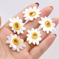 Wholesale Other Natural Shell Sea Water Sunflower Big Hole Loose Beads For Jewelry Making Bracelet DIY Necklace Accessories x30mm Gift PC