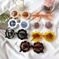 Wholesale Fashion Party Vintage Digner Round Flower Kids Baby Safety Sunglass Toddler Girl Sun Glass Newt