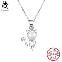 Wholesale ORSA JEWELS Sterling Silver Round Freshwater Pearl Cat Pendant Ladies Fashion Jewelry Women Cute Animal Necklace Gift GPN05