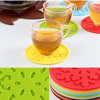 Wholesale Silica Gel Insulation Tableware Pads Solid Color Food Grade Non Slip Cup Plate Mats Snowflake Round Shape Table Decoration LLD9576