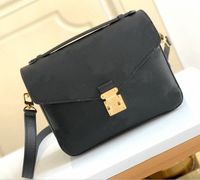 Wholesale New Style Designer Handbags Women Vintage Leather Shoulder Bags METIS Messenger Bags Purse Lady Classic Satchel Tote Wallet M59211