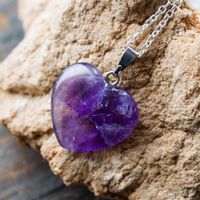 Wholesale Pendant Necklaces Natural Purple Crystal Quartz Brazil Faceted Heart Love Polished Fashion Healing Stone Necklace Birthday Gift