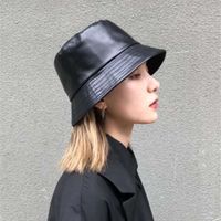 Wholesale Adult Foldable Bucket Hats Women Winter Faux Leather Solid Colored Sun Protection Bucket Hat Fisherman Cap Outdoor