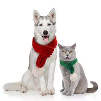Wholesale Dog Apparel Fashion Christmas Knit Cat Scarf Winter Warm Collar Pet Supplies Red Gray Green Clothes Accessories
