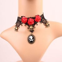 Wholesale Vintage Gothic Style Red Roses And Skull Pendant Fashion Lace Choker Necklace Accessory Chokers