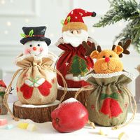Wholesale Christmas Decorations And Beam Mouth Stereo Doll Burlap Machine Embroidered Apple Bag Children Gift Happy Year