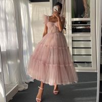 Wholesale Simple Light Pink Short Prom Dresses Spaghetti Straps Tiered Tulle Prom Gowns Sweeheart Tea Length Evening Party Dress