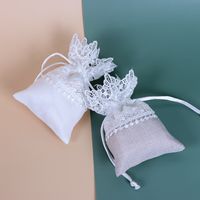 Wholesale 20 Christmas Packaging Lace Jewelry Gift Candy Dragee Drawstring Bag for Home Holiday Party DIY Decor New Year