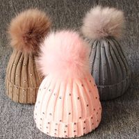 Wholesale Berets Baby Boy Girls Lovely Kintted Pompon Beanies Winter Caps Warm Fur Pom Sequins Knit Beanie Hat Fleece Crochet