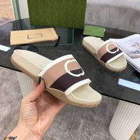 Wholesale 2021 couple fashion casual summer sandals and slippers outdoor sports show classic cartoon simple atmosphere leather hotel bathroom wholesal