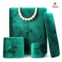Wholesale Super Soft Ring Box Gold Velvet Snap Button Double Buckle Jewelry Box Dark Green Couple Rings Box Stud Earrings Pearl Necklace