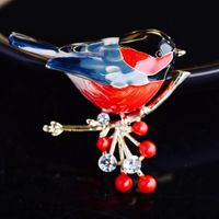 Wholesale Cute Enamel Cherry Bird Brooch for Women Fashion Coat Corsage Brand Design Oil Drop Brooches Pins Accessories