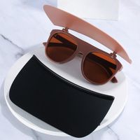 Wholesale Retro Steampunk Flap Sunglasses Women Men Brand Designer Big Hat Sun Glasses Ins Shades Travel Sunscreen UV400