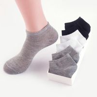 Wholesale Sports Socks Pairs Women Breathable Solid Color Boat Comfortable Cotton Ankle White Black