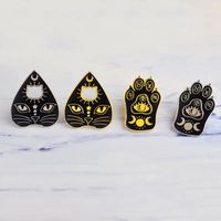 Wholesale Witchcat Black cat paw Star moon eye Witch craft Magic Course Enamel Pins Gold silver brooch Badge Denim coat Jewelry Gifts