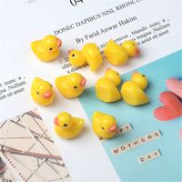 Wholesale Fashion Cute Simulated Animal Resin Little Duck Pendant Charms Cartoon Jewelry Findings DIY Earrings Lovely Floating Crafts