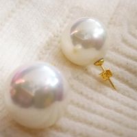 Wholesale 18mm white Shell Pearl gold Stud Earrings round ball beads Natural South Sea Shell Pearl Woman Jewelry