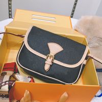 Wholesale Handbag Fashion Shoulder Bag Wallets Messenger Saddle Bags Brown Genuine Leather Classic Letter Old Flower Bronze Hasp Handbags Purse Pocket