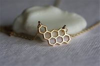 Wholesale 30PCS Gold Silver Honey Comb Bee Hive Necklace Cute Honeycomb Beehive Necklaces Hexagon Charm Pendant Chain Necklace Jewelry for Women Ladies Girl