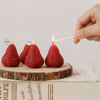 Wholesale Cute Strawberry Shape Scented Candle Birthday CakeTopper Gift Box Set Diy Soy Wax Aroma Souvenir Wedding Dessert Table Ornaments Y211229