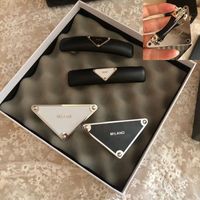 Wholesale Women Triangle Letter Hair Clip Black White Fashion Letters Barrettes with Stamp Top Quality Gift for Love Girlfriend