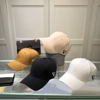 Wholesale 2021 luxurys designers baseball hat high quality material production details exquisite fashion summer travel essential sunshade cap colors