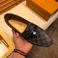 Wholesale Q1 Men Peas Shoes Pointed Toe Mens Formal Shoe brown Elegant Simple Suit Gentleman Loafers Flats business Leather Size