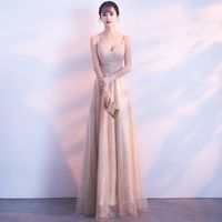 Wholesale Lady Champagne Exquisite Spaghetti Strap Prom Dresses Sexy V Neck Backless Evening Party Dress Sequins Trim Elegant Banquet Gown Ethnic Clot