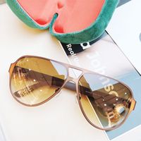 Wholesale 2252 Mens Classic Design Sunglasses Fashion Oval Frame Coated Sunglassess UV400 Lens Carbon Fiber Legs Summer Style Glasses with Case