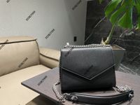 Wholesale 2022 High Quality Women Leather Bags Luxury Designer Hardware Chain Wash Bags Shopping Travel Portable Singles Shoulder Handbags Cross chains Envelope bag CM