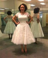 Wholesale Sheer Tulle Short Wedding Dresses Scoop Neckline Short Sleeve A Line Vintage Style Tea Length Lace Bridal Gowns Vestidos de Novia W1213