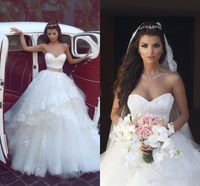 Wholesale Gorgeous White Lace Sweetheart Wedding Dresses Tiered Tulle Layers Beach Bridal Gowns With Brown Belt Backless Floor Length Wedding Gowns