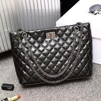 Wholesale Hot sales New Style High quality cm womens brand imports of PU Fashion leisure handbags Shoulder Bags totes Chains Bags