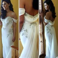 Wholesale 2017 Elegant White Off the Shoulder Evening Dresses Sexy Sheath Sweetheart Chiffon Long Prom Party Gowns Appliques Crystals Fitted