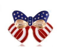 Wholesale Silver Tone Crystal Rhinestone USA Flag Brooch Pin July th Patriotic American Costume Jewelry