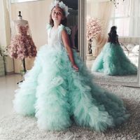 Wholesale Tulle Mint Green Ball Gown Flower Girls Dress New Handmade Ruffle Princess Tiered Bow Wedding Party Angel Custom Size Gorgeous High Quality