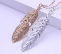 Wholesale 2017 Hot sale Womens Feather Pendant Necklace Retro Long Chain Necklace Silver Gold Plated Sweater Chain leaves clavicle chain