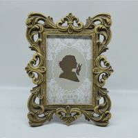 Wholesale 4x6 quot and x7 quot Vintage Picture Frames Bronze Creative Resin Photo Frame with Classic Hollow up Around Edging Design
