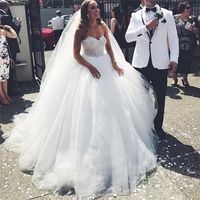 Wholesale Lace Sweetheart Tulle Ball Gowns Wedding Dresses Romantic Elegant Tulle Bridal Gowns vestidos para festa de casamento