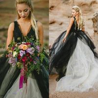 Wholesale Vintage Black And White A Line Wedding Dresses Gothic V Neck Lace and Tulle Long Bridal Gowns Custom Made China EN7117